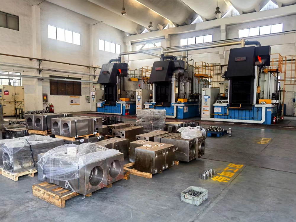 High-end heat treatment furnaces