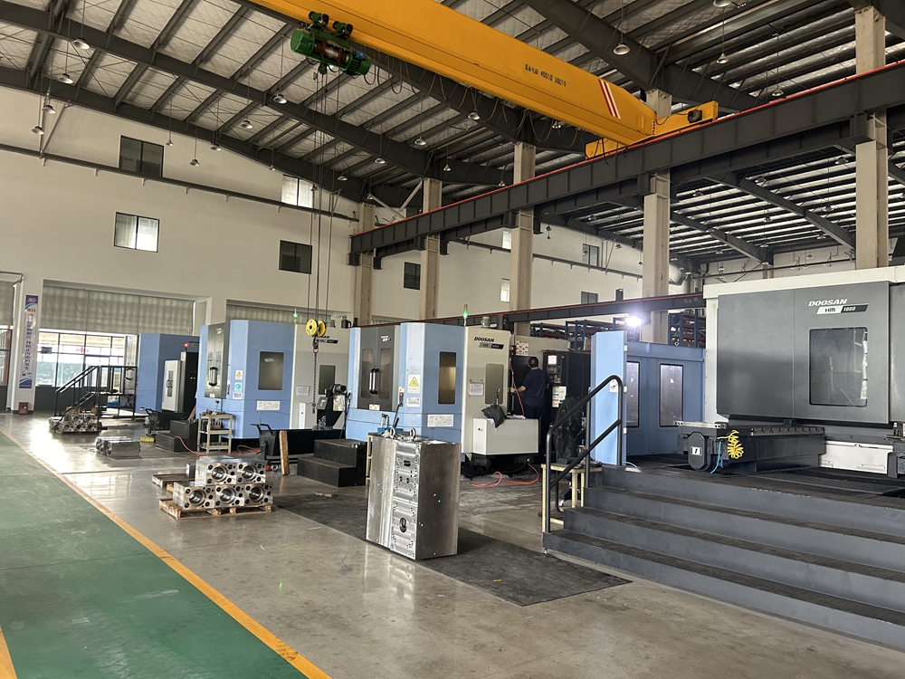 DOOSAN horizontal machining